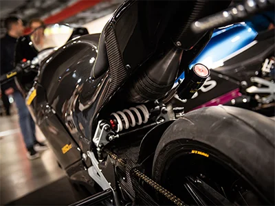 VINS Duecinquanta Strada | 輸入発売元MOTORISTS